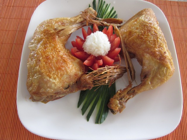 Gà chiên nước mắm