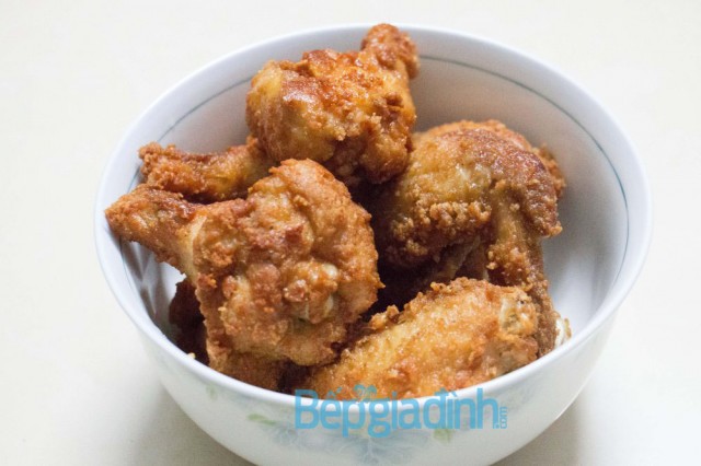 Gà chiên sốt cay