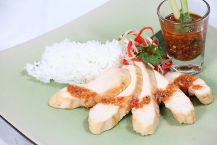 Gà chiên sốt sả ớt