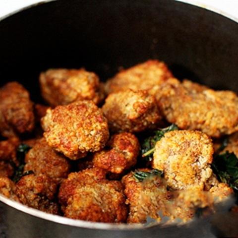 Cách làm gà chiên xào húng quế