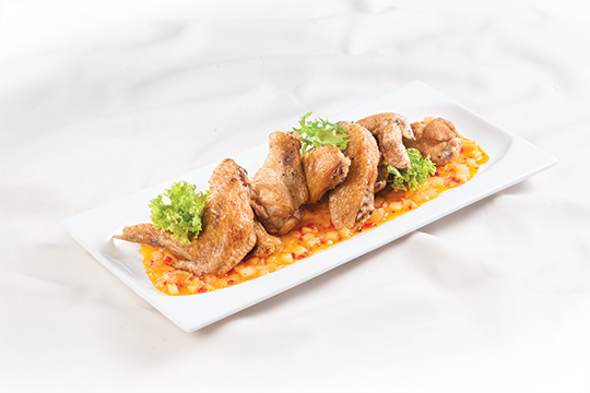 Gà chiên xốt táo