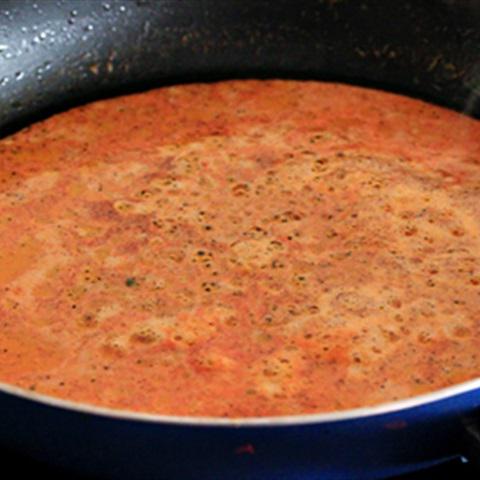 Cách làm gà cuộn bông cải xanh