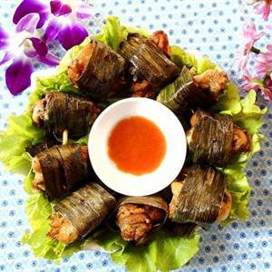 Cách làm gà cuốn lá dứa chiên