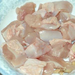 Cách làm gà cuốn lá dứa chiên vàng