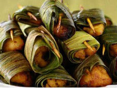 Gà cuốn lá dứa chiên