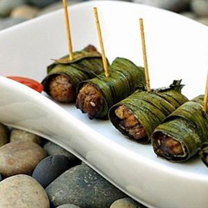 Cách làm gà cuốn lá dứa