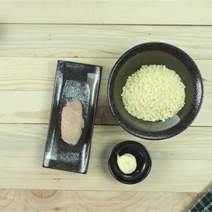 Cách làm gà cuộn lạp xưởng