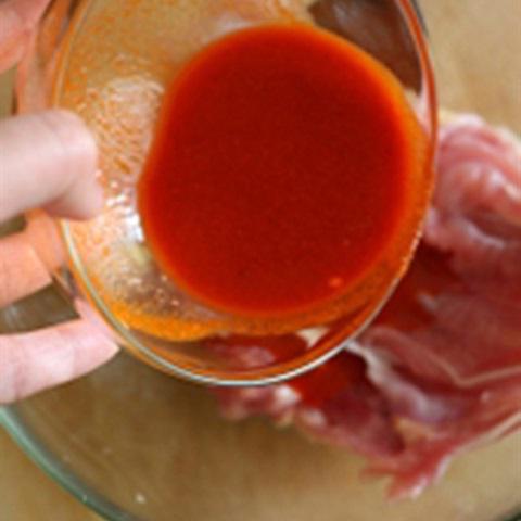 Cách làm gà cuộn tỏi nướng