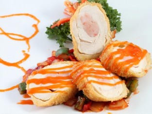 Gà cuộn tôm chiên