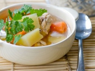 Gà hầm khoai tây