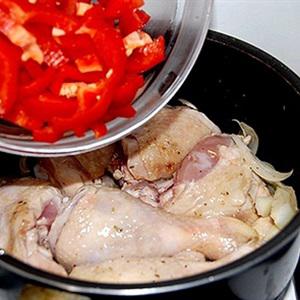 Cách làm gà hầm kiểu Pháp