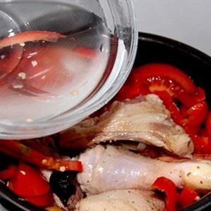 Cách làm gà hầm kiểu Pháp