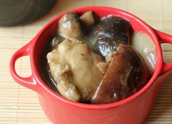 Gà hầm nấm bổ dưỡng cho bữa ăn ngon miệng