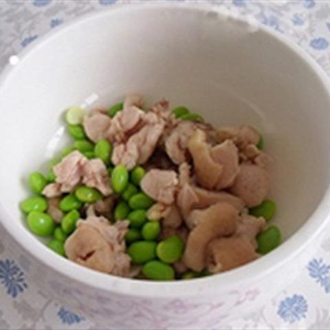 Cách làm gà hấp bí đỏ