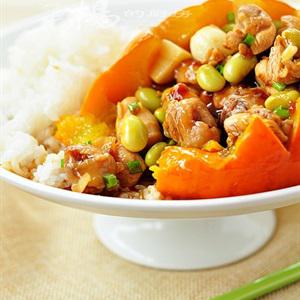 Cách làm gà hấp bí đỏ