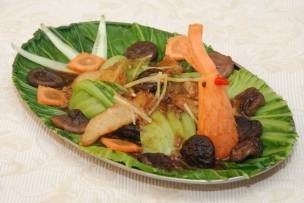 Gà hấp cải bẹ xanh