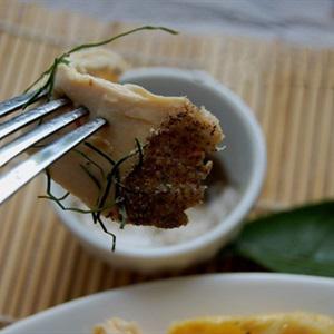 Cách làm gà hấp muối lá chanh