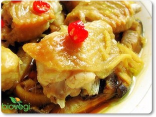 Gà hấp nấm hương