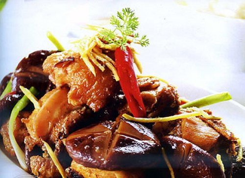 Gà khìa nấm đông cô