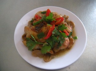 Gà kho củ cải