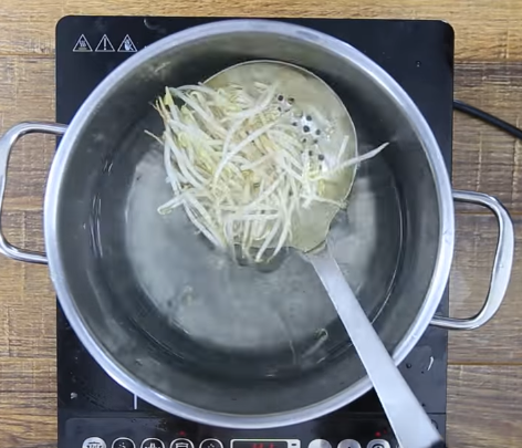 Gà kho gừng sả ấm nồng tuyệt ngon cho ngày giá rét