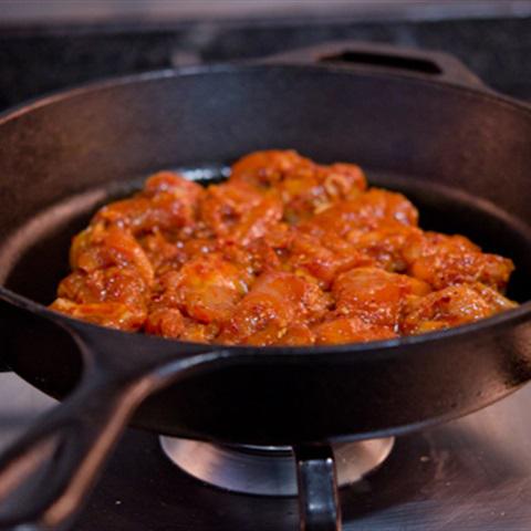 Cách làm gà kho trứng cút