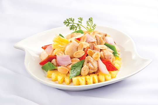 Gà lúc lắc phủ hạnh nhân