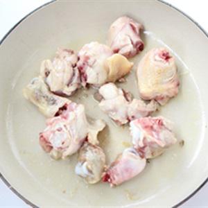 Cách làm gà nấu bơ