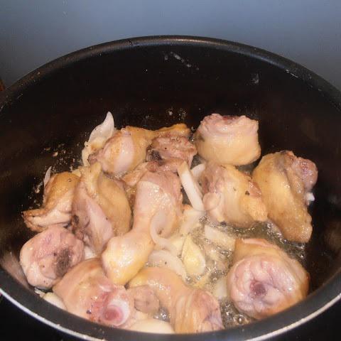 Cách làm gà nấu đậu Hà Lan