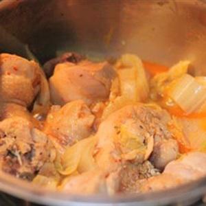 Cách làm gà nấu kim chi