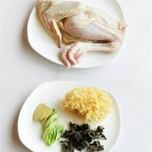 Cách làm gà nấu nấm mèo