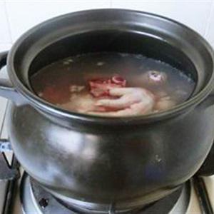 Cách làm gà nấu nấm mèo