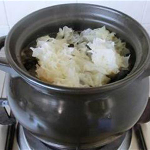 Cách làm gà nấu nấm mèo