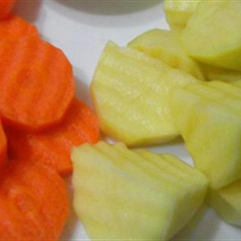 Cách làm gà nướng khoai tây