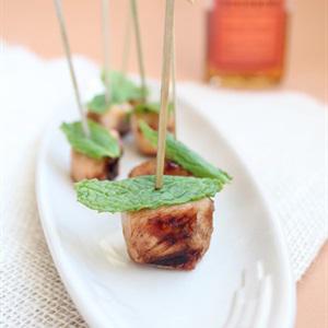 Cách làm gà nướng lá bạc hà