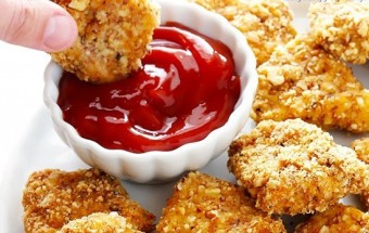 Gà nướng phủ hạnh nhân – lạ mà ngon