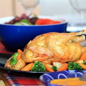 Cách làm gà nướng rau củ sốt kem