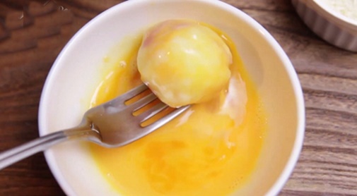 Gà om dầu vừng thơm ngon mà dễ làm