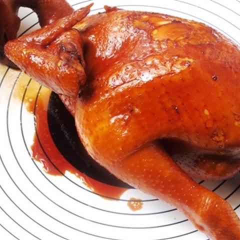 Cách làm gà om nguyên con