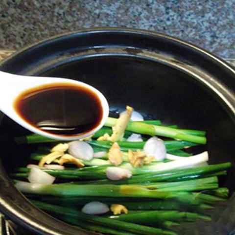 Cách làm gà om nướng tương