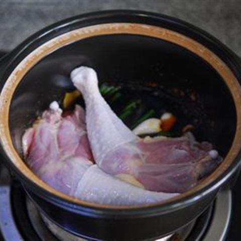 Cách làm gà om xì dầu