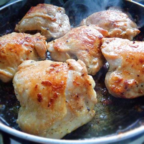 Cách làm gà quay bằng chảo