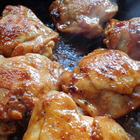 Cách làm gà quay bằng chảo