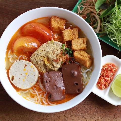 Gà quay Hồn Việt