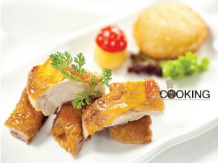 Gà quay xôi chiên phồng