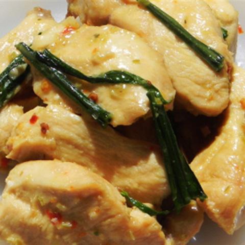 Cách làm gà rang lá gừng