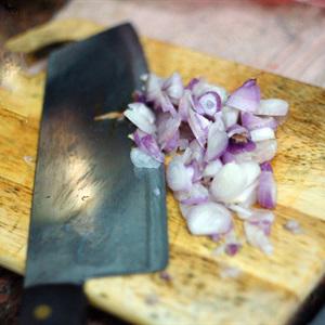 Cách làm gà sốt me chua ngọt