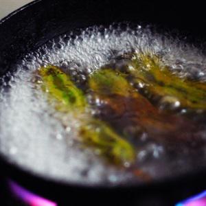 Cách làm gà sốt me chua ngọt