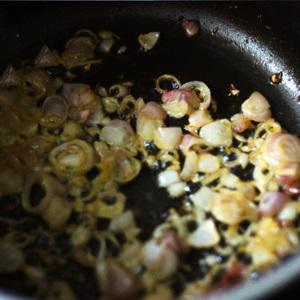 Cách làm gà sốt me chua ngọt