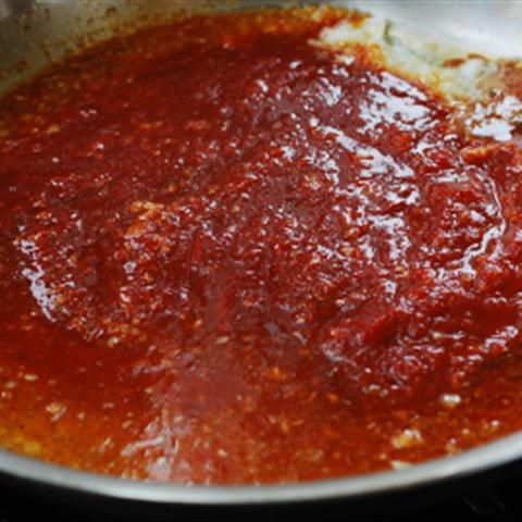 Gà sốt tương ớt kiểu Hàn Quốc